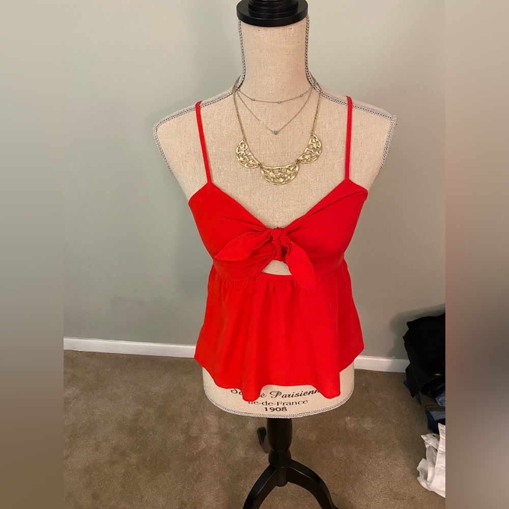 Madewell woman’s crop top
